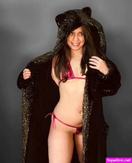 Sadi The Blind Lady OnlyFans Thumbnail #elPK8SgHSx