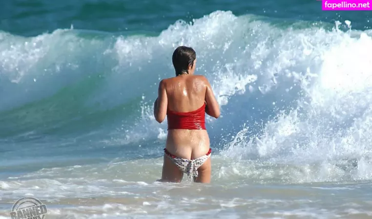 Sadie Frost OnlyFans Thumbnail #AocKhFFkK5