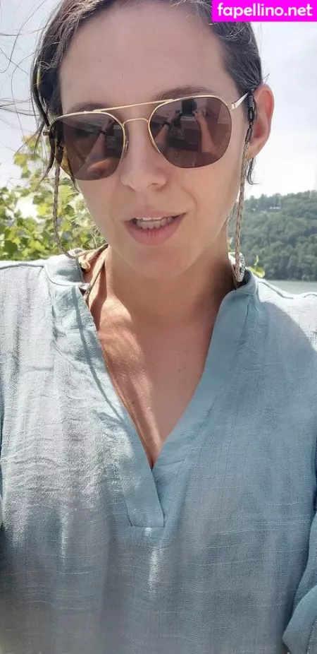 Sadieholmes OnlyFans Thumbnail #LJt5oGSXXH