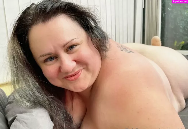 Sadiessbbw OnlyFans Thumbnail #EeMqLg7Apl