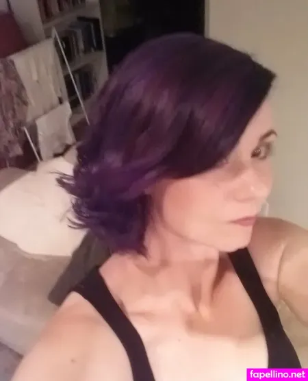 Sadiethehunter OnlyFans Thumbnail #EiKhKc5xXv