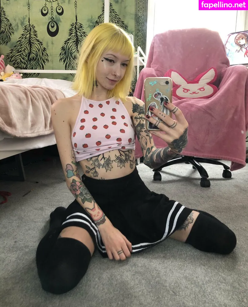 sadlilsunnsfw, sadlittlesun Nude Leaked OnlyFans Photo #HzeDG7G39l