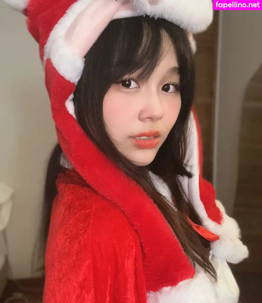sadparuu Nude Leaked OnlyFans Photo #5lmUY4Y8WL