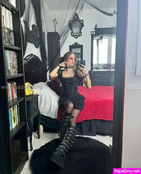 Sadsillyfree OnlyFans Thumbnail #zbJ1pI3yg9