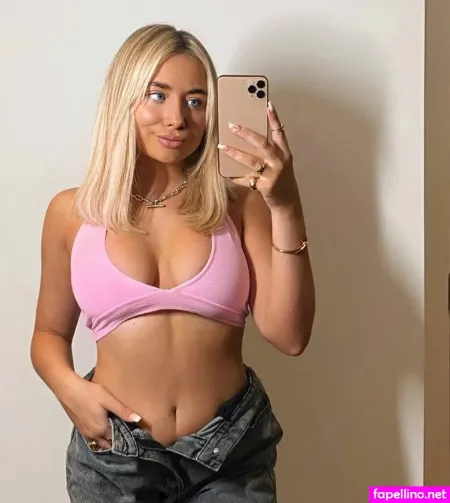 Saffron Barker 1 OnlyFans Thumbnail #o9EneORfmD
