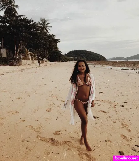 Saffron Hocking OnlyFans Thumbnail #2GTPYNHPzq