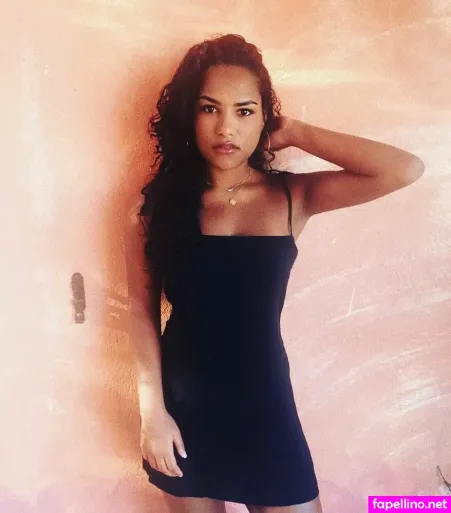 Saffron Hocking OnlyFans Thumbnail #NK7wEdPMXI