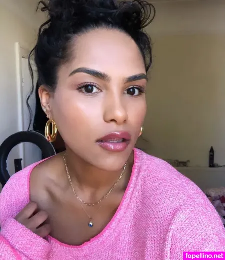 Saffron Hocking OnlyFans Thumbnail #bz3TizBz8x