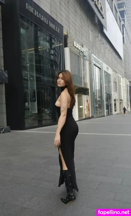 Saffron Sharpe OnlyFans Thumbnail #dCMsR3DEaX