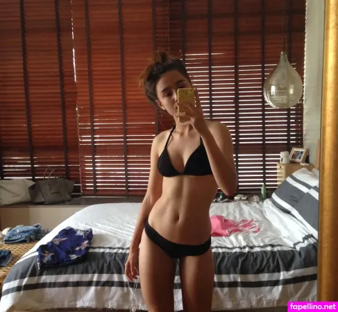 Saffron Sharpe OnlyFans Thumbnail #tQ2MvGl2n0