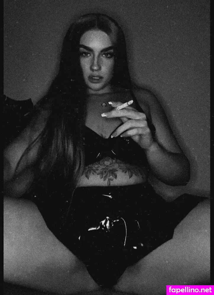 saffron_smokes Nude Leaked OnlyFans Photo #IsHOenXfIt