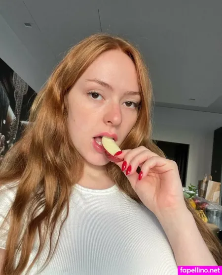 Saffronwill OnlyFans Thumbnail #YzO3C45m7s