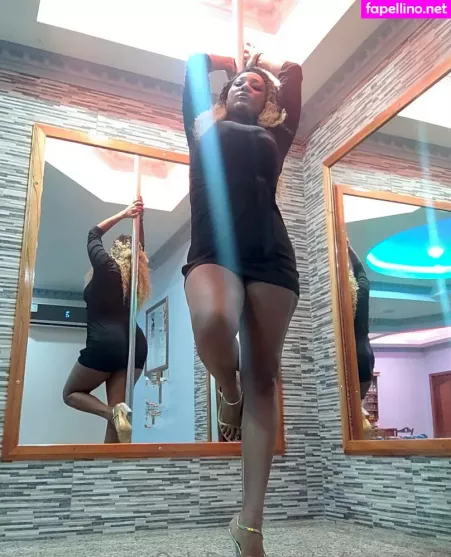 Safira Oneill OnlyFans Thumbnail #URueRQywVd