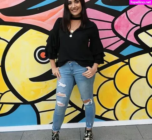 Safiya Nygaard OnlyFans Thumbnail #emKxNOF72K