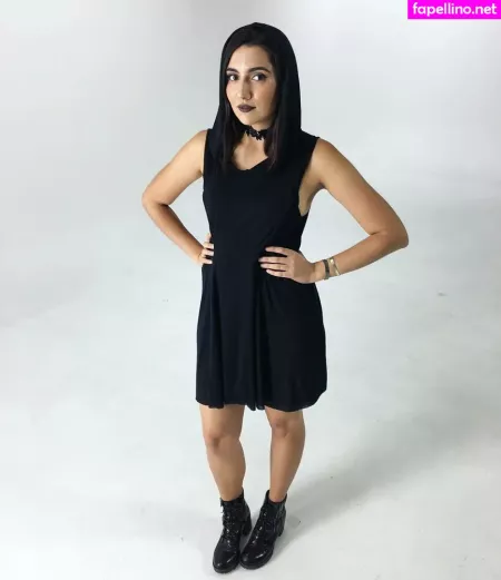 Safiya Nygaard OnlyFans Thumbnail #ntaIF5mUpg