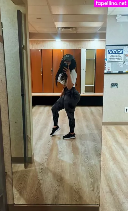 Safiyaswrld OnlyFans Thumbnail #CCfvtOuPkj