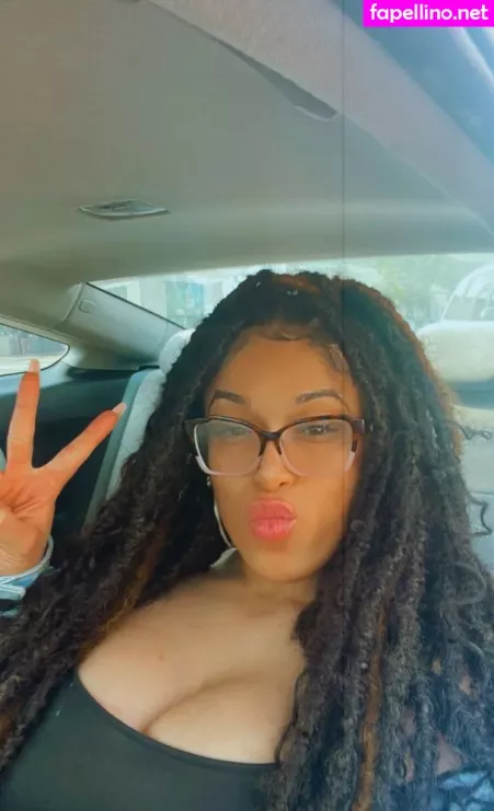 Safiyaswrld OnlyFans Thumbnail #JntY8hVQZM