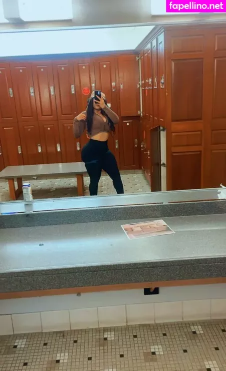 Safiyaswrld OnlyFans Thumbnail #ONJo6gtTnV