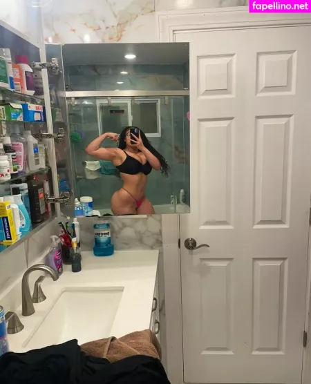 Safiyaswrld OnlyFans Thumbnail #PuqK3QhDCg