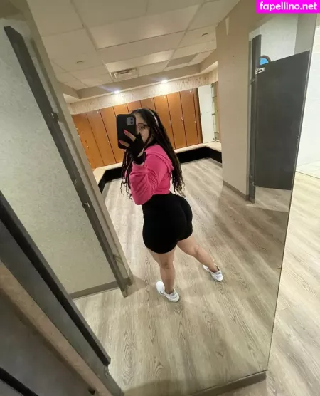 Safiyaswrld OnlyFans Thumbnail #eUpmjTSL56