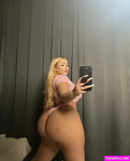 Sagedoviina 1 OnlyFans Thumbnail #2CG8OeyKea