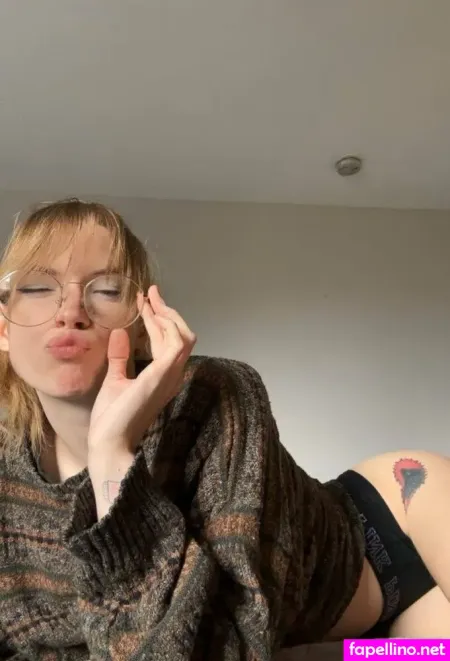 Sagelovess OnlyFans Thumbnail #Cp4T3x6PuW