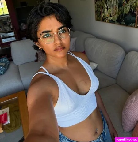 Sahana Srinivasan OnlyFans Thumbnail #tr8qxMbRpw
