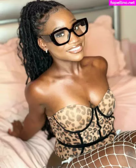 Sahara Night OnlyFans Thumbnail #L0LjPilfWj