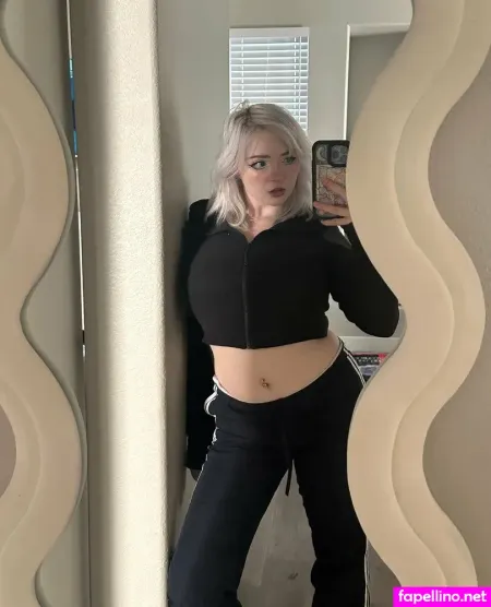 Saharafree OnlyFans Thumbnail #wXZwb4gz93