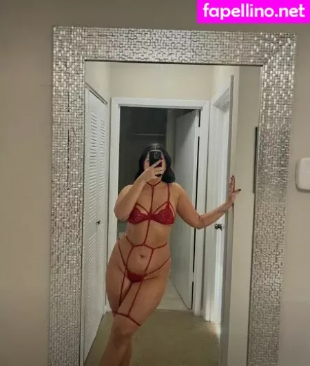 Saharasdessert 1 OnlyFans Thumbnail #0KofwA3BQp