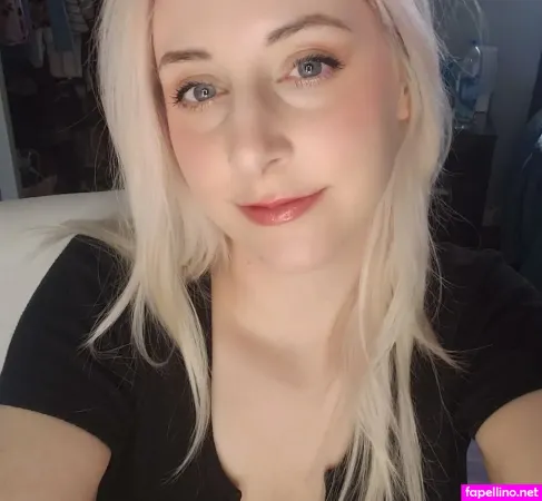 Saharathe Deep OnlyFans Thumbnail #O2kQ9UTvE3