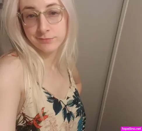 Saharathe Deep OnlyFans Thumbnail #Qn5V0Obf3s