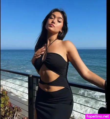 Saharrooo OnlyFans Thumbnail #IzsdUmRTp0