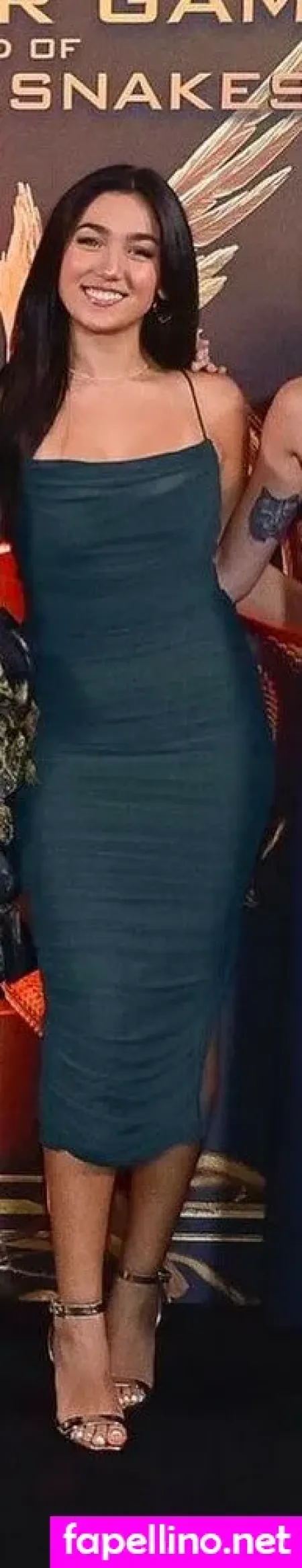 Saharrooo OnlyFans Thumbnail #gJ7MvJ9RPe