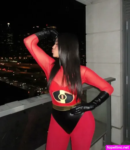 Saharrooo OnlyFans Thumbnail #v5oalQAwWM