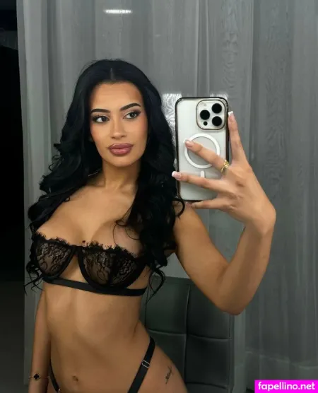 Sahia OnlyFans Thumbnail #7m8BJOhWXe