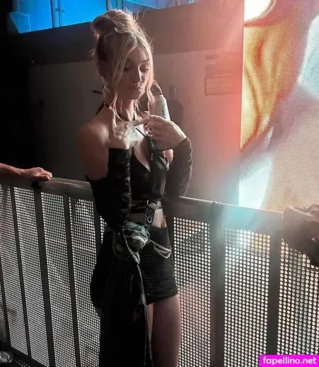 Saige Cole OnlyFans Thumbnail #VCvUYq0Wj6