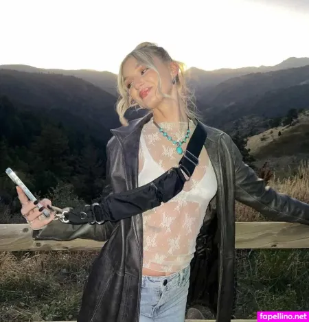 Saige Cole OnlyFans Thumbnail #wKy6RazOrq