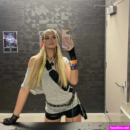 Saige Cole OnlyFans Thumbnail #yvd02oBefP