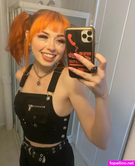 Saige Ryan OnlyFans Thumbnail #DbWhT2xn79