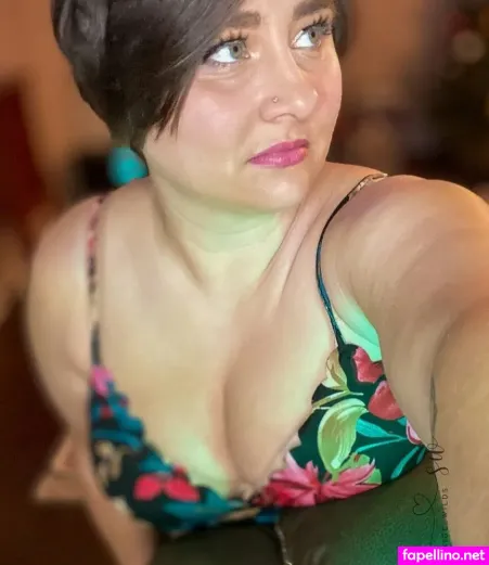 Saige Wilds Video Store OnlyFans Thumbnail #zCbVlJRbGu