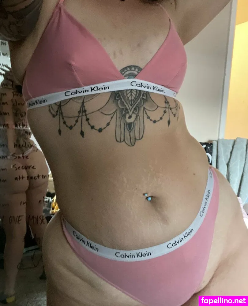 sailorqueenpokx, throatqueen420 Nude Leaked OnlyFans Photo #0kW4VqCTSU