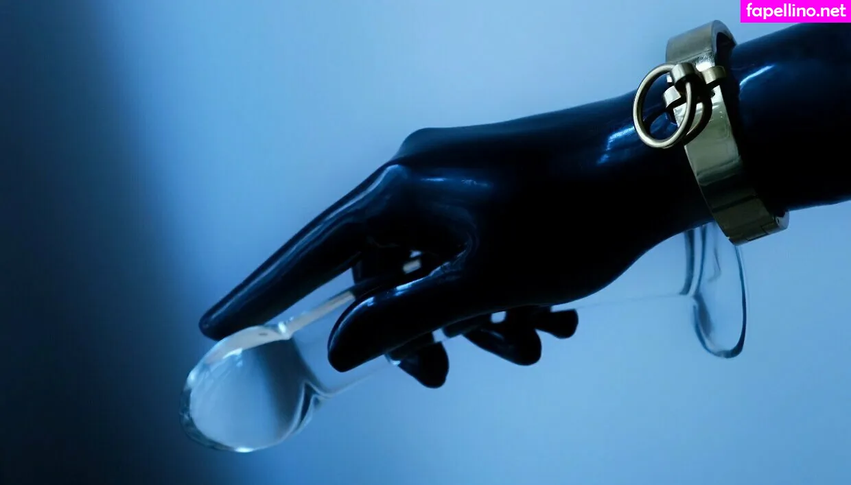 sainte_nitouche, sainte_nitouche_brasserie Nude Leaked OnlyFans Photo #NJb4iQ3YXr