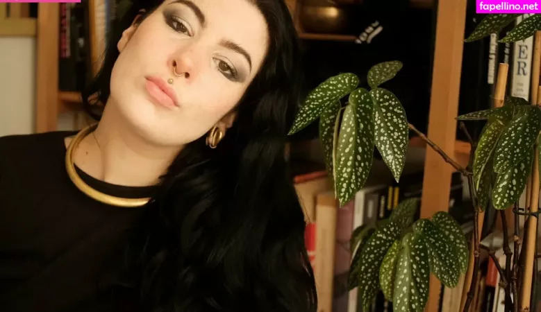 Sainte Nitouche OnlyFans Thumbnail #mGBC7RZqMg