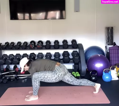 Saira Khan OnlyFans Thumbnail #EXBgVPhqXD