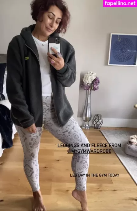 Saira Khan OnlyFans Thumbnail #HvcKAwRM3o