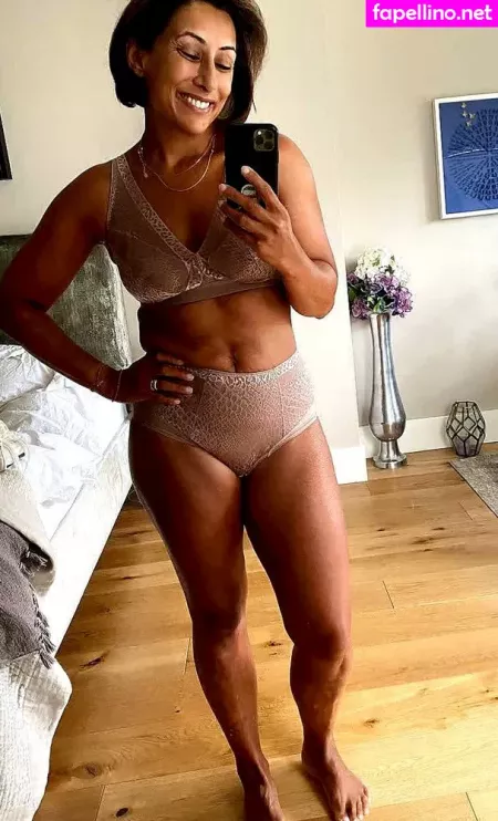Saira Khan OnlyFans Thumbnail #OVDk5a8iLT