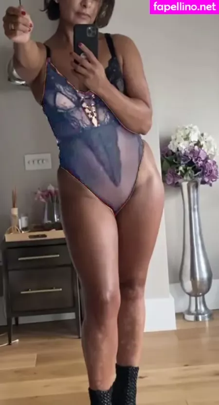 Saira Khan OnlyFans Thumbnail #U9WrCs6Uzv