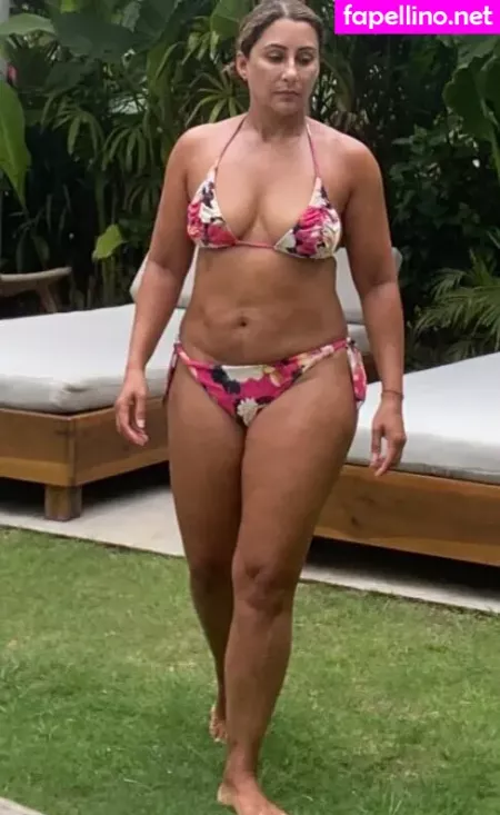 Saira Khan OnlyFans Thumbnail #vuNPGpp7QI