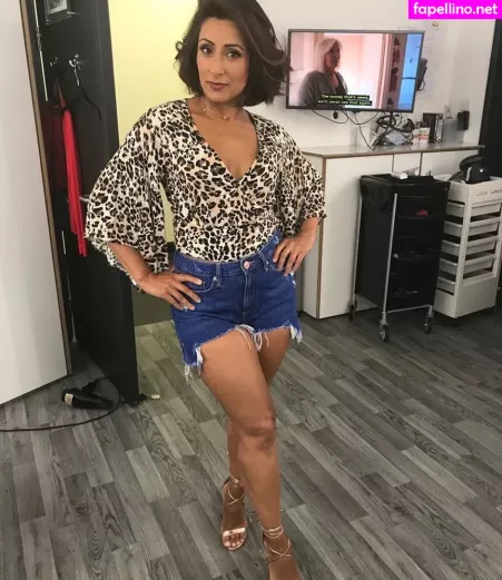 Saira Khan OnlyFans Thumbnail #zWXity9nB4